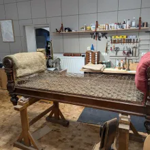 traditionelles sowie modernes Polstern von Möbelstücken 