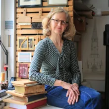 Buchbindemeisterin Susanne Natterer