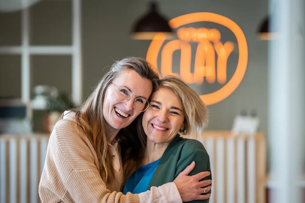 Claudia & Laura: Gründerinnen von Studio CLAY