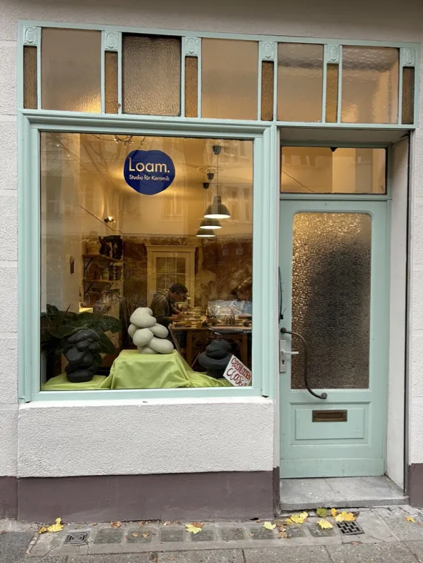 Jana Lippert Ladenfront Loam Berlin