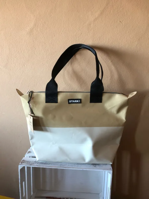 Tasche aus LKW-Plane