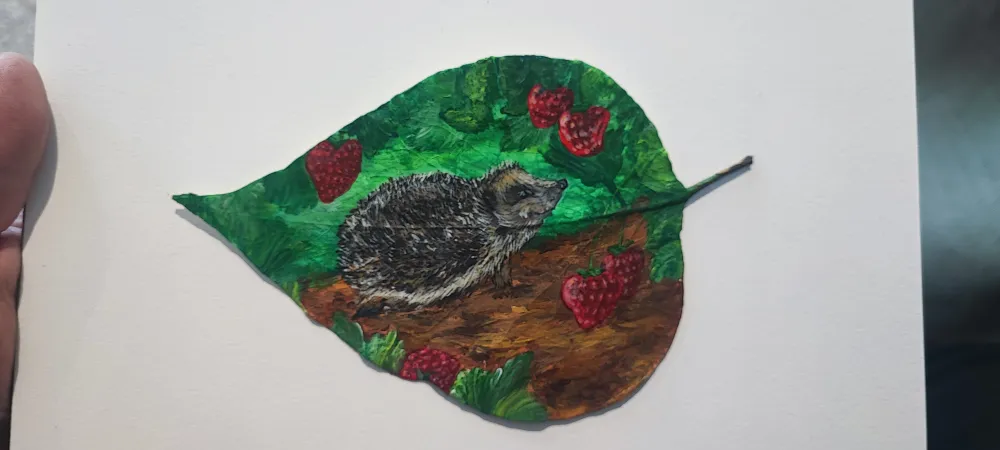 Igelchen im erdbeerfeld