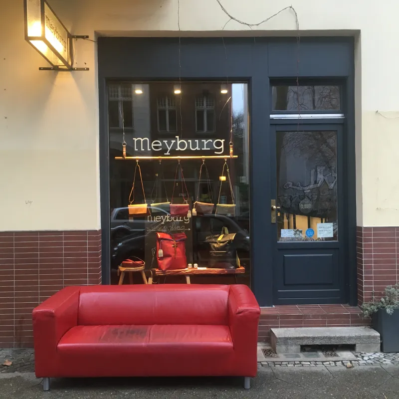 Werkstatt und Laden in der Barbarossastraße