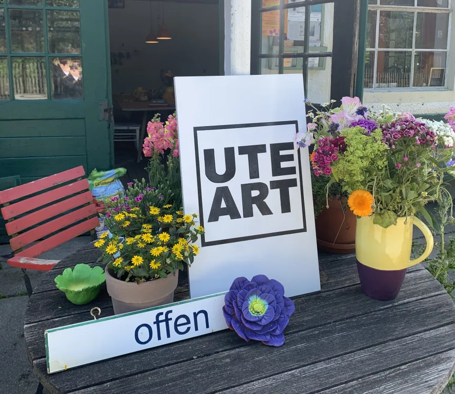 Ute Schaeberle UTE ART Bronzeskulpturen, Schmuck und mehr