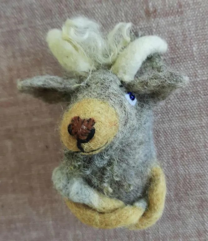 Fingerpuppe Ziege, gefilzt
