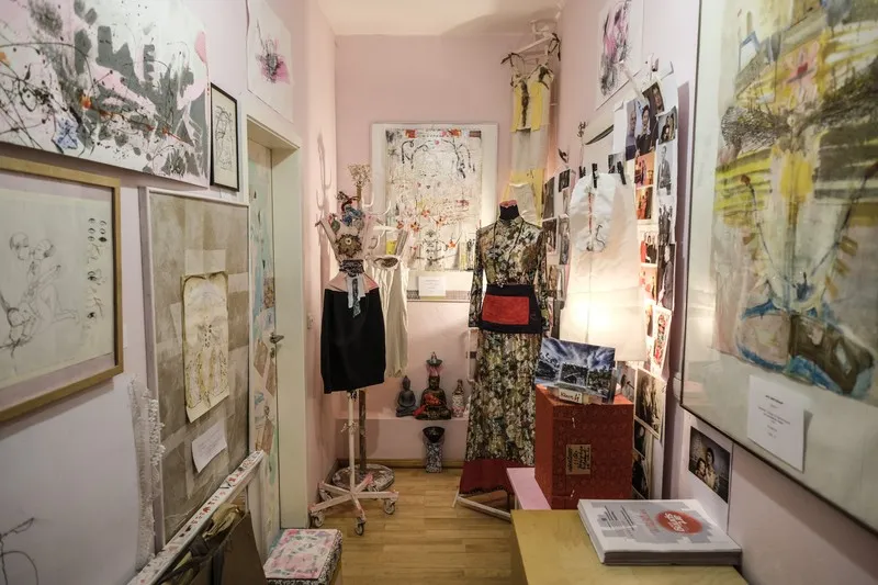 K.Li Atelier Korridor Ausstellung K.Li Atelier Korridor Ausstellung