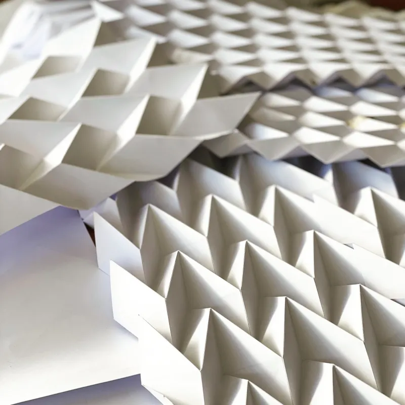 Pamela Kler - Glückliche Händchen Kreativwerkstatt Plissee-Formen aus Papier in Miurafaltung